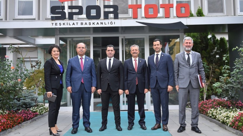 Ellek Beldesi'ne spor yatırımı 